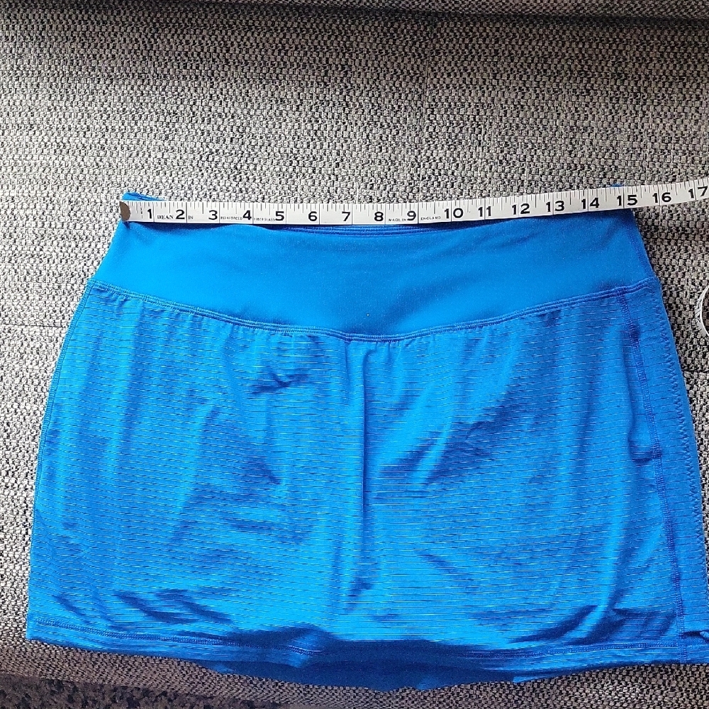 Zella Vibrant Blue Skort - Picture 9 of 10